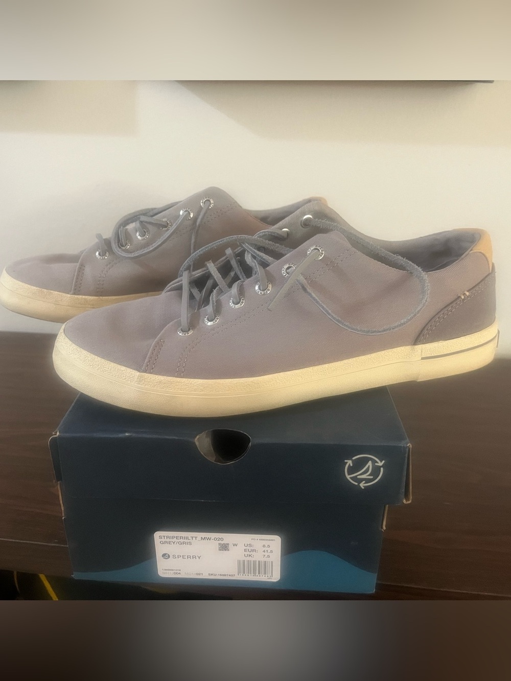 Sperry seacycled striper size 8.5